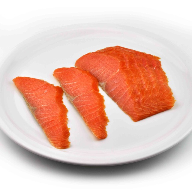 Cold smoked salmon fillet skin less pre-sliced vacuum 0,9-1.4 kg