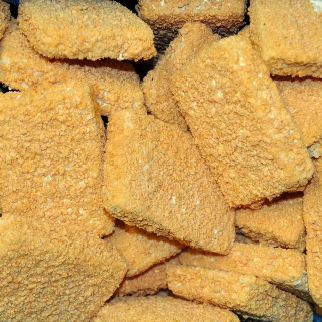 Breaded white fish fillets portions , 100 gr/pcs  (55 % fillets) 6 kg