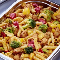 Penne with chicken Primo Pasta in a tomato flavoured sauce, 1.5kg/pc