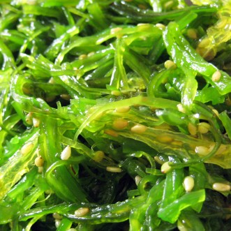Jūraszāļu salāti ar sezamu WAKAME 12 x 1 kg